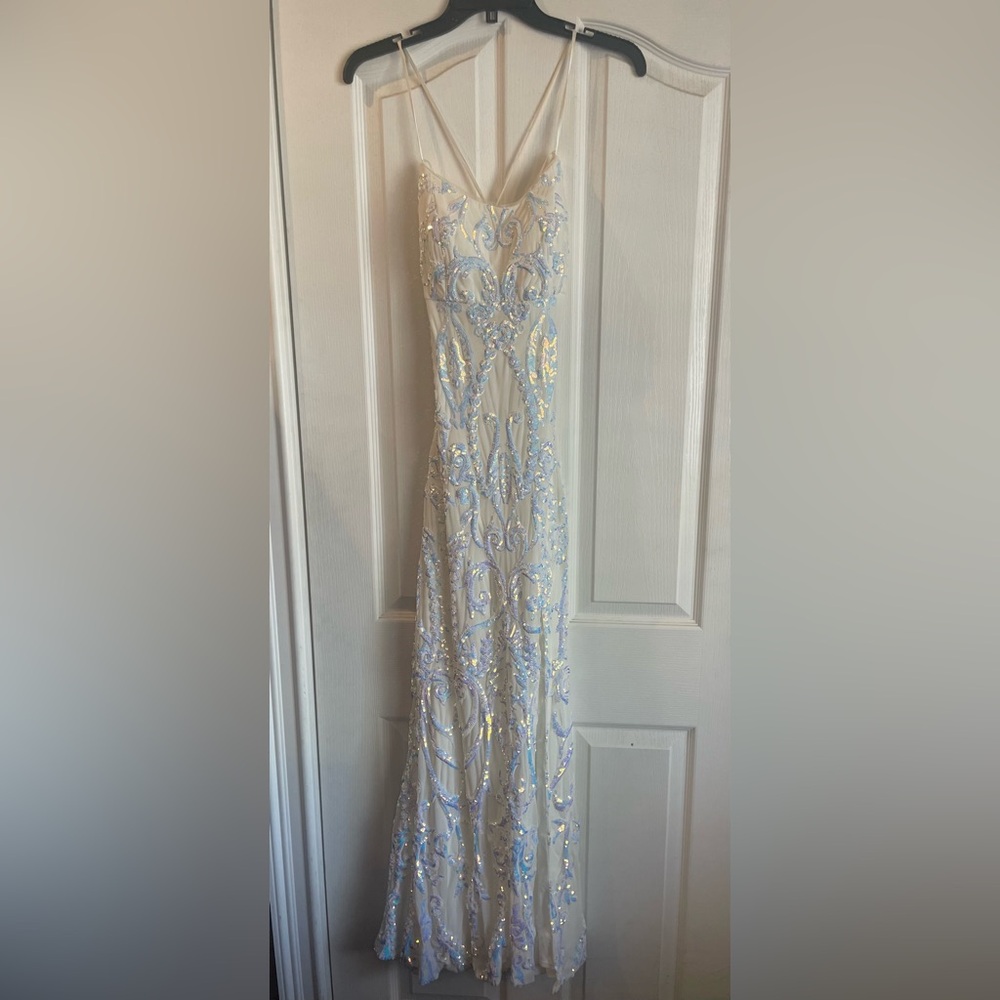 BETSY & ADAM PROM DRESS